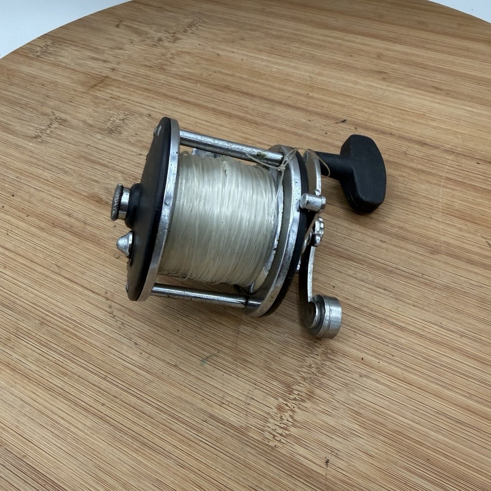 Penn No.180 Baitcast Reel  USA